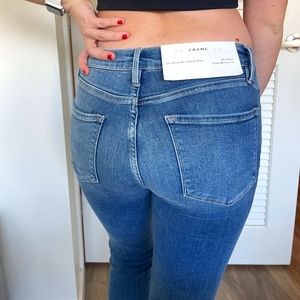 Super Comfortable Frame Denim mid rise skinny jeans